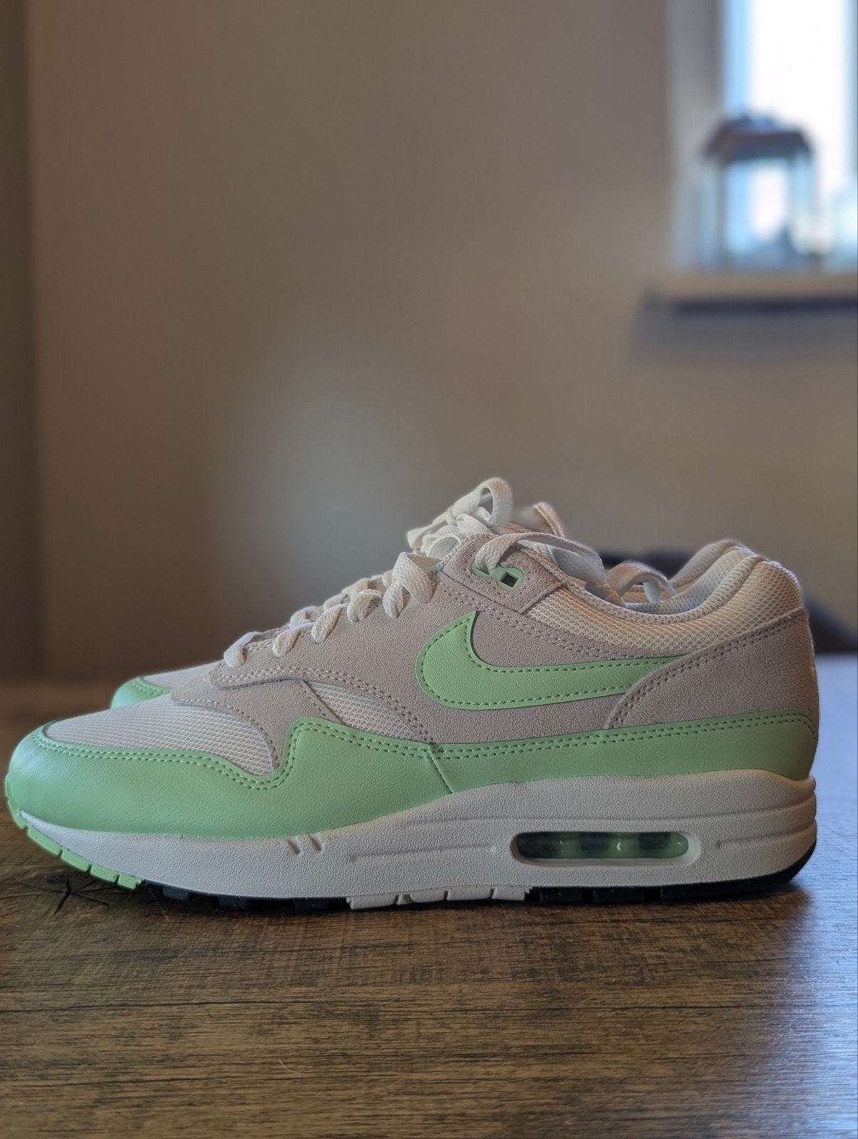 Nike Air Max 1 Vapor Green 43, Kleding | Heren, Schoenen, Nike air max, Wit, Nieuw, Ophalen of Verzenden