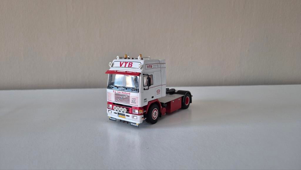 Volvo f12 4x2 VTB WSI, Hobby en Vrije tijd, Modelauto's | 1:50, Ophalen of Verzenden, Zo goed als nieuw, Bus of Vrachtwagen, Tekno