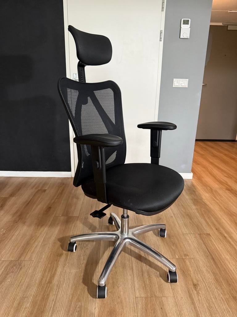 Ergonomische Bureaustoel, Huis en Inrichting, Bureaustoelen, Zwart, Ophalen of Verzenden, Zo goed als nieuw, Bureaustoel