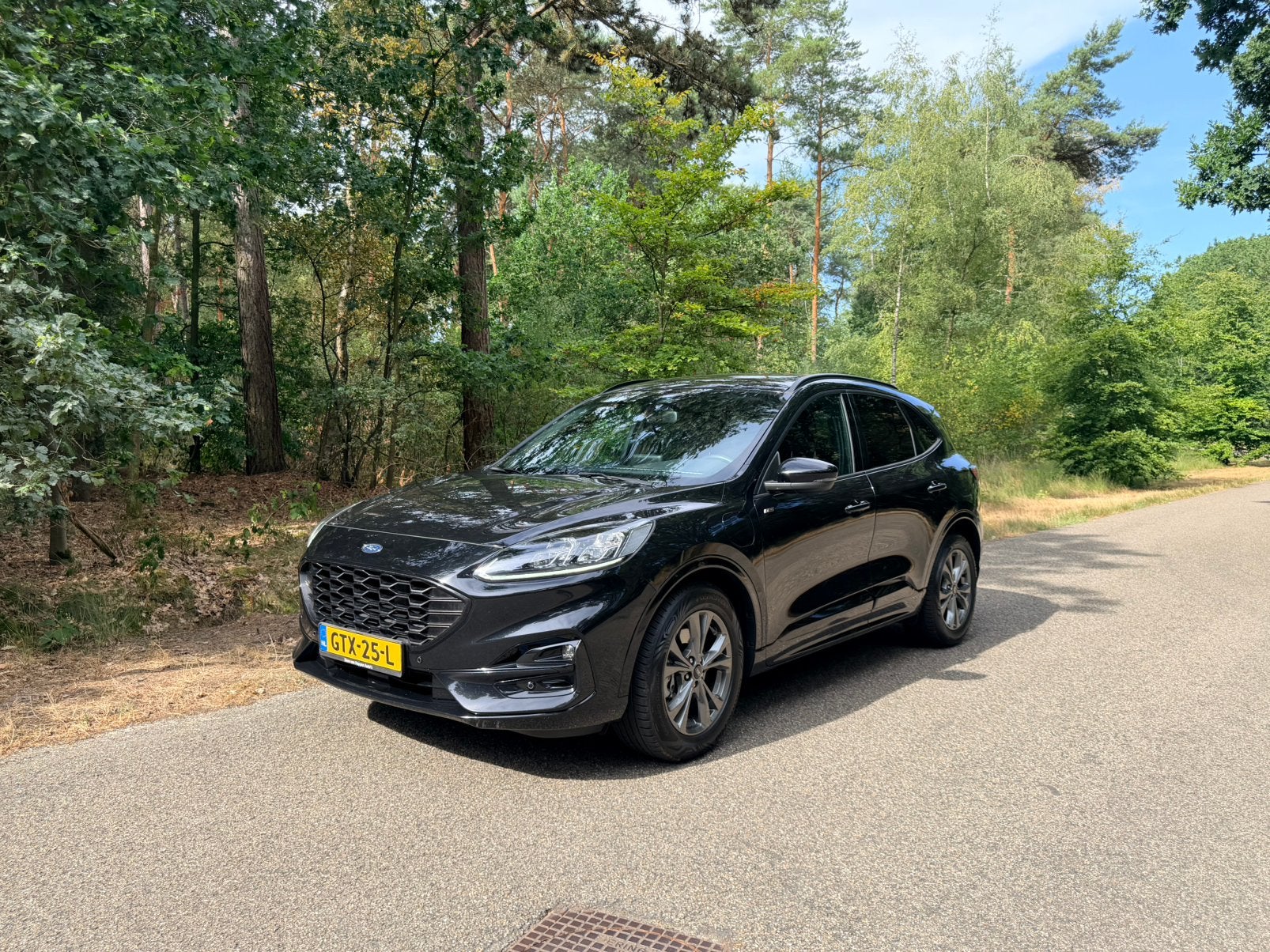 Ford Kuga ST-Line 2.5 Black Pack  Phev E-cvt 225pk 2021, Zwart, Zwart, Plug-in hybride, 1200 kg