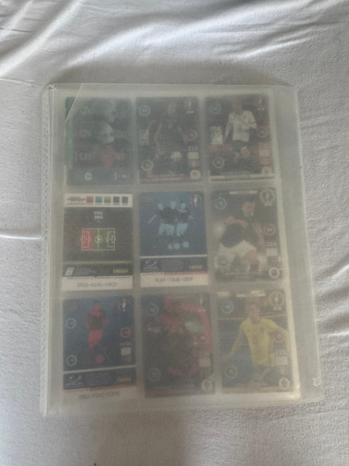 Voetbal kaarten met binder, Ophalen of Verzenden, Buitenlandse clubs, Poster, Plaatje of Sticker