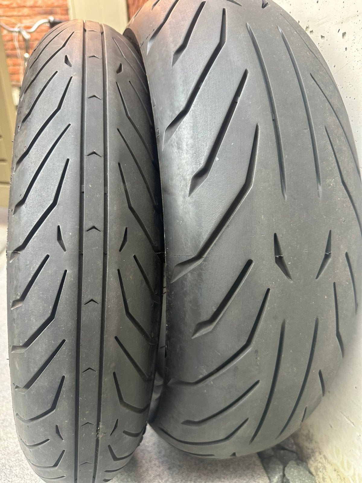 Pirelli Gran tourismo NGEL GT II BANDENSET, Motoren, Ophalen of Verzenden, Gebruikt
