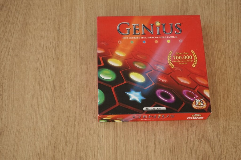 Genius, Een of twee spelers, Ophalen, Zo goed als nieuw, White Goblin Games