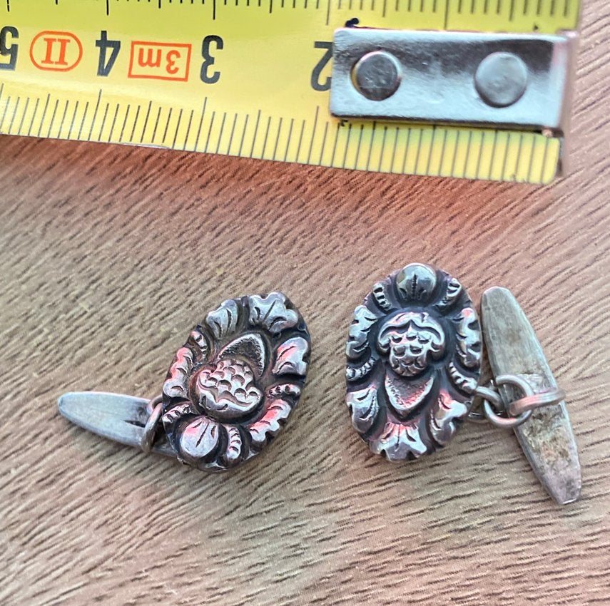 Vintage Manchetknopen Zilver met Reliëf PE 800, Ophalen of Verzenden, Gebruikt, Zilver