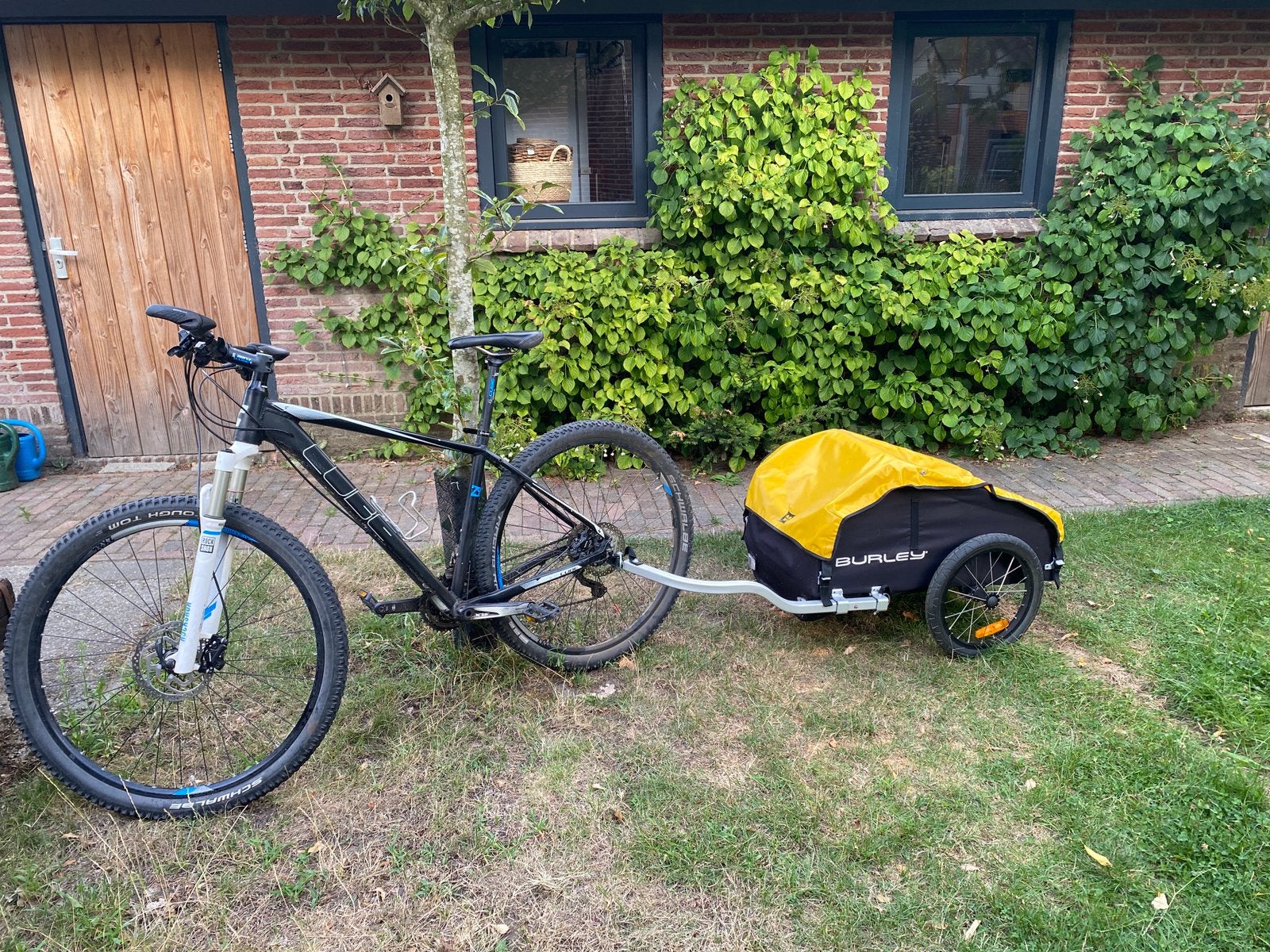 Burley Nomad fietskar – zo goed als nieuw, Ophalen, Opvouwbaar, Zo goed als nieuw, Kinderkar