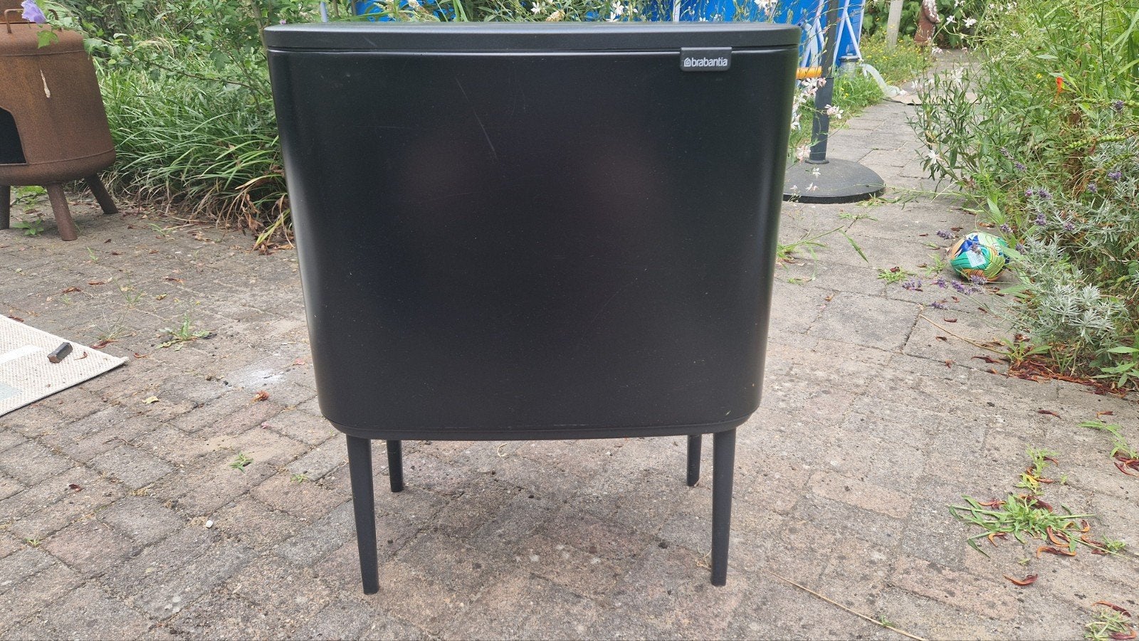 Brabantia bo touch bin | zwart mat, Huis en Inrichting, Woonaccessoires | Prullenbakken, Ophalen, 50 – 75, Zo goed als nieuw, Rvs