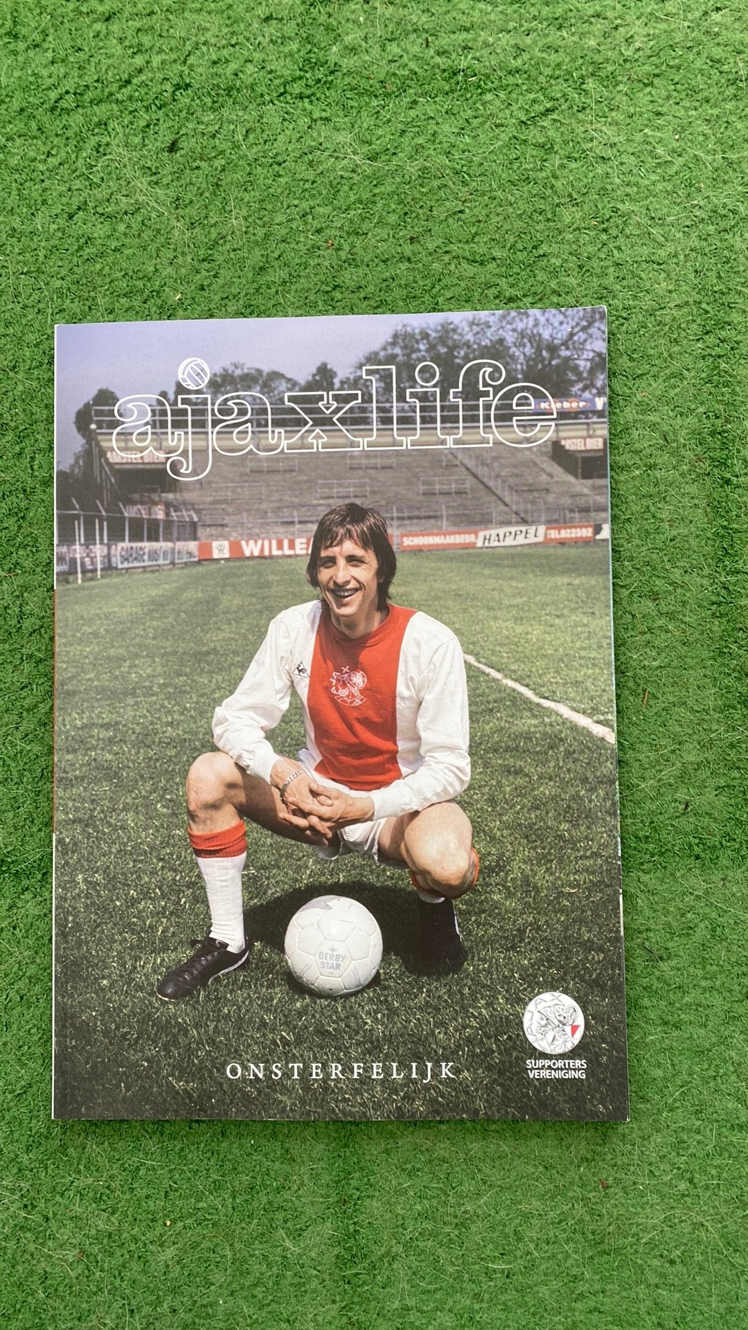 Ajaxlife Onsterfelijk  Johan Cruijf nr14, Ophalen of Verzenden, Zo goed als nieuw, Ajax, Boek of Tijdschrift