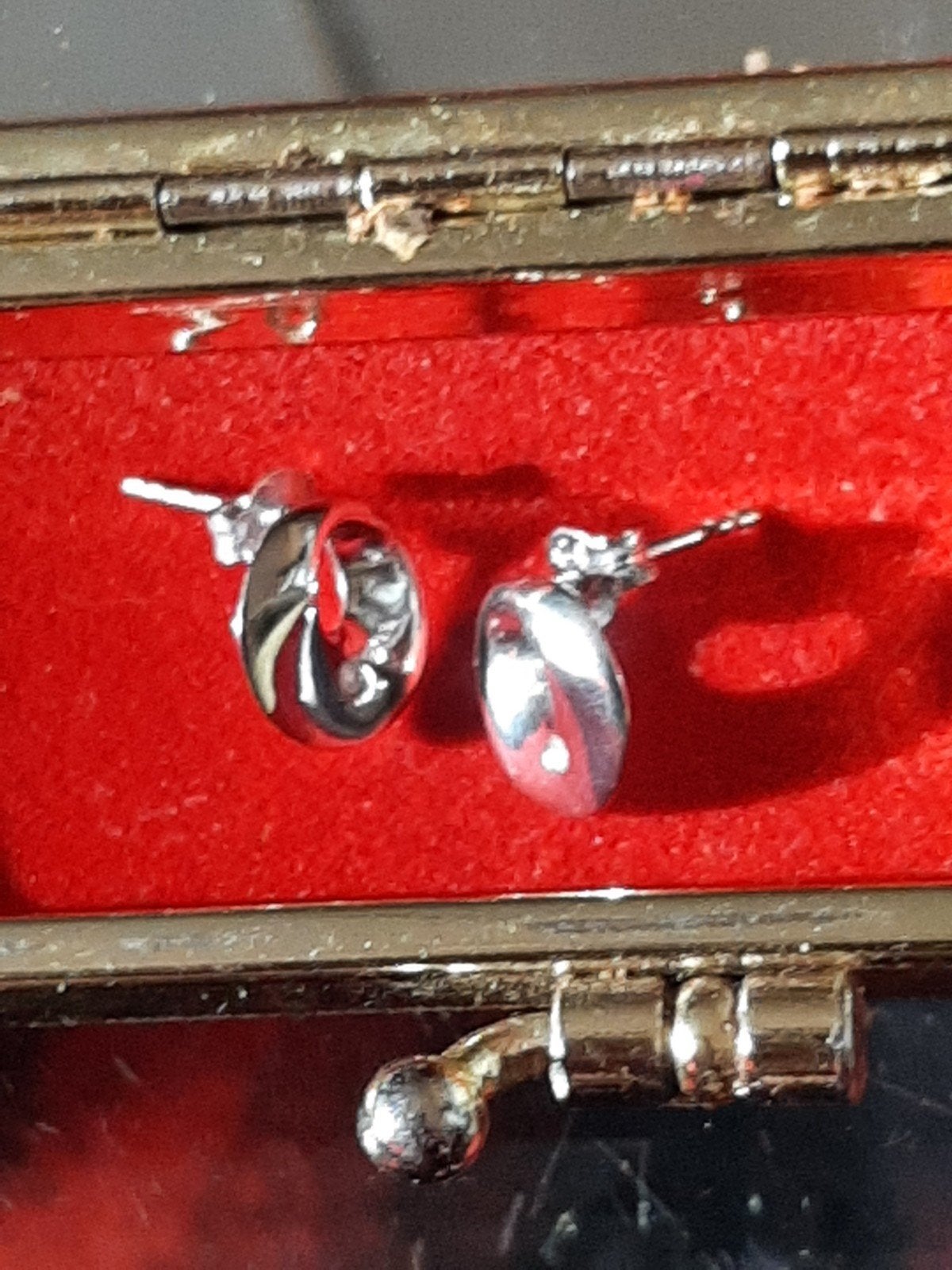 Zilveren Organische Oorknopjes - Modern & Elegant, Sieraden, Tassen en Uiterlijk, Oorbellen, Nieuw, Ophalen of Verzenden, Met edelsteen