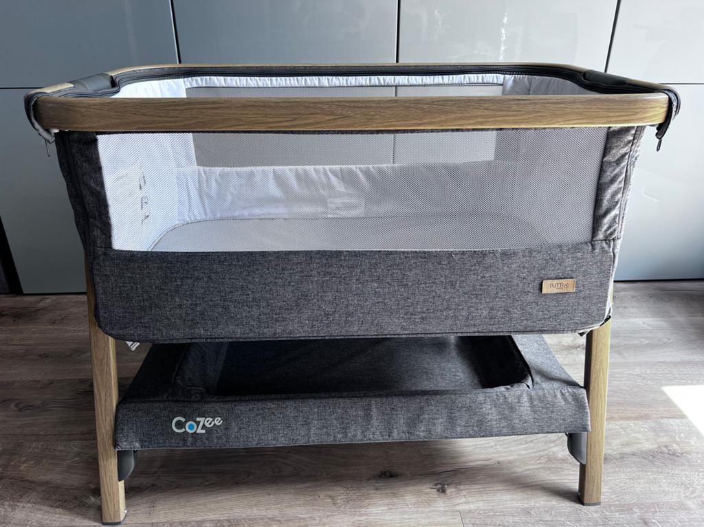 Tutti Bambini Cozee Bedside Wieg - Oak Charcoal, Kinderen en Baby's, Babywiegjes en Ledikanten, Ophalen, Zo goed als nieuw, Wieg