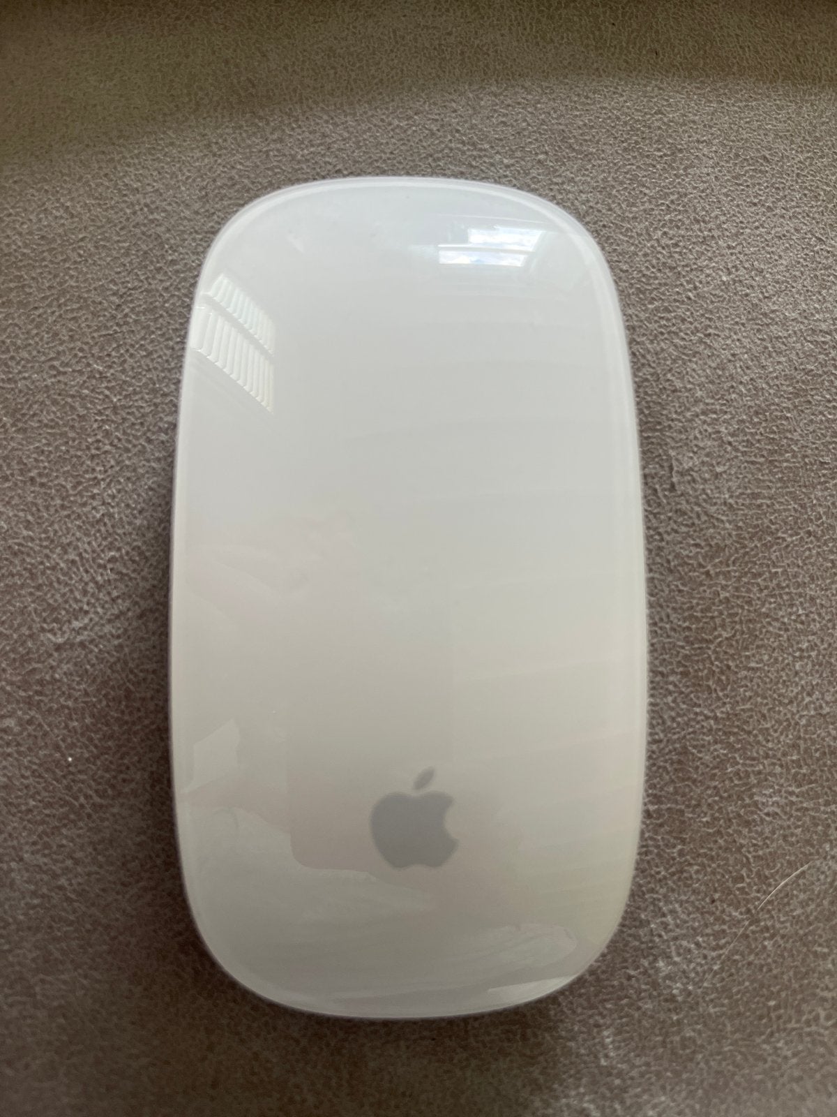 Apple magic Muis voor Mac A1296, Rechtshandig, Muis, Ophalen of Verzenden, Zo goed als nieuw
