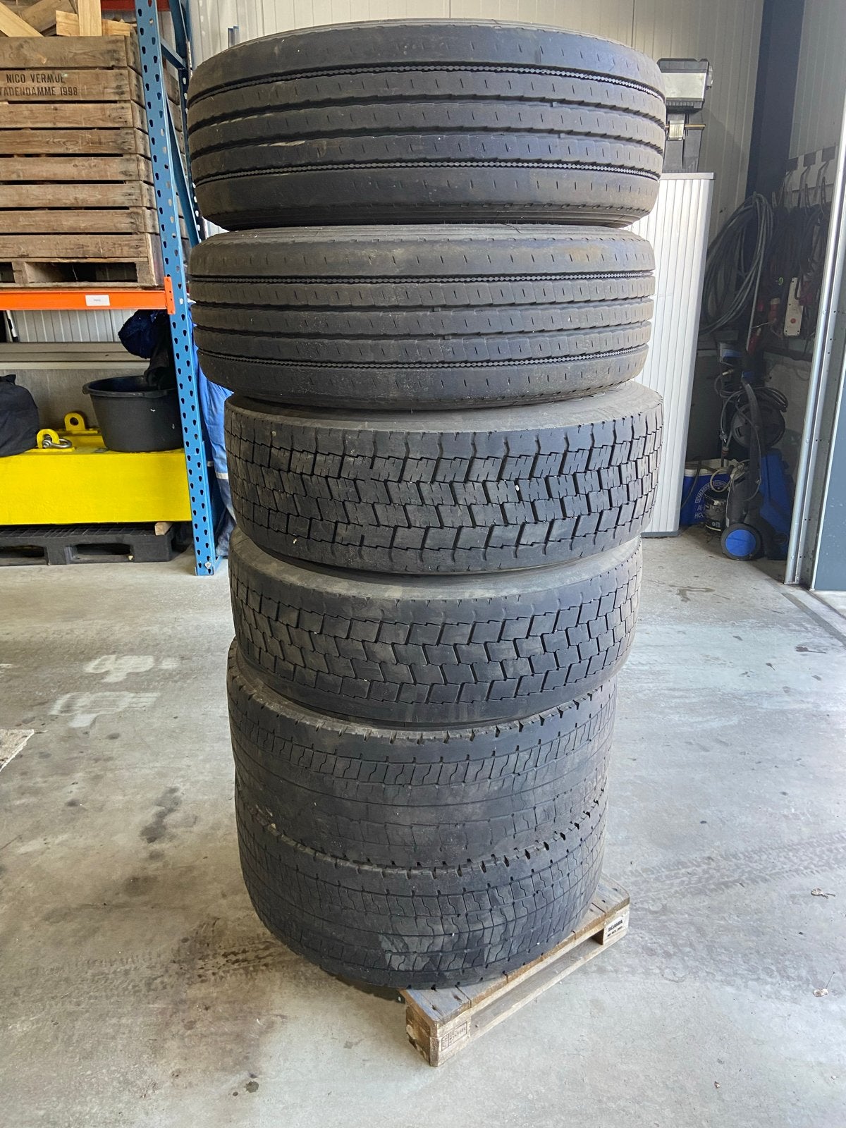 Gebruikte vrachtwagenbanden met velgen 295/60R22.5, Ophalen, Gebruikt, 295 mm, Vrachtwagen