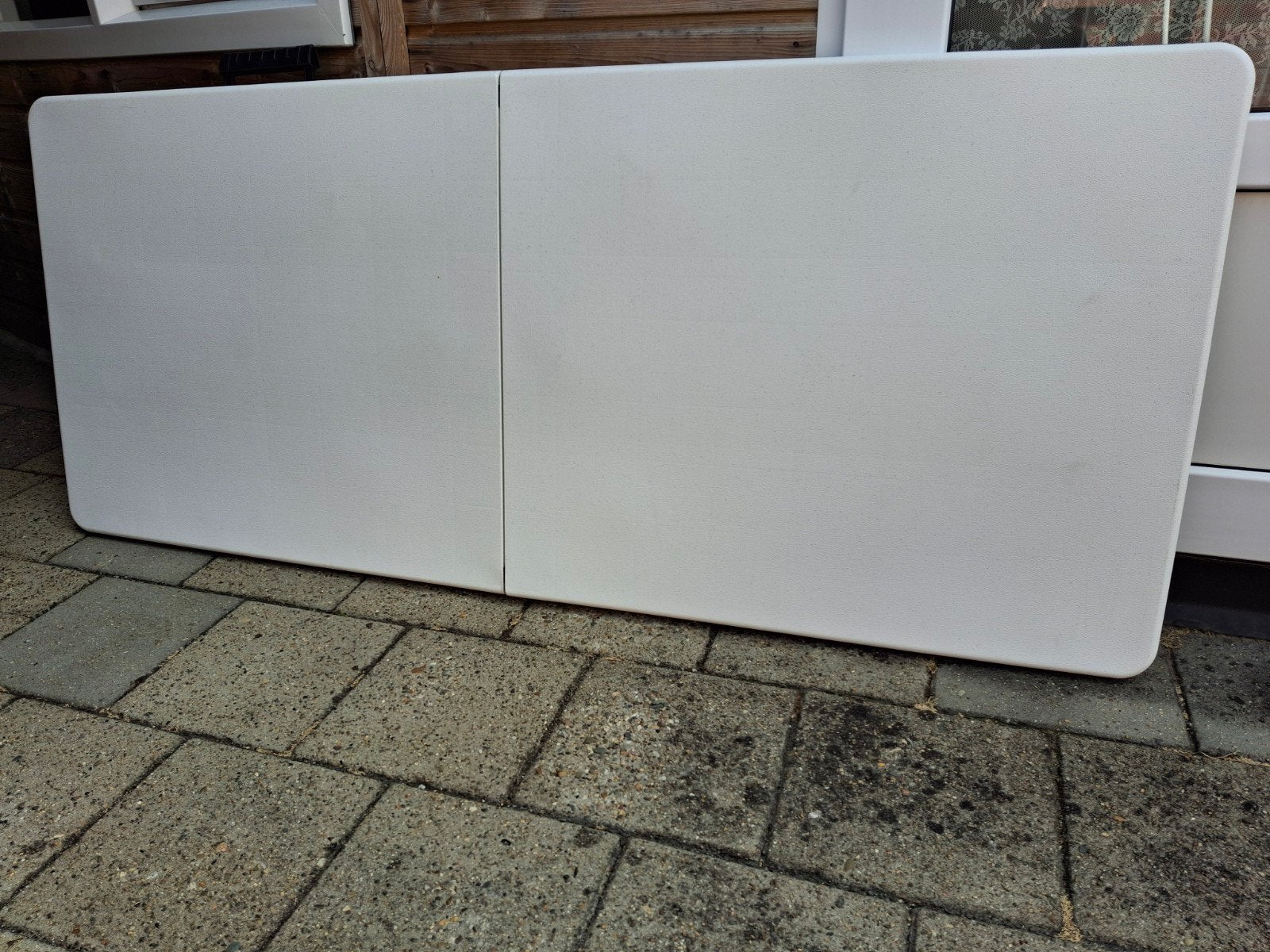 stevige inklaptafel , ideaal voor feestjes, Ophalen, Kunststof, 75 cm of meer, 60 cm of meer