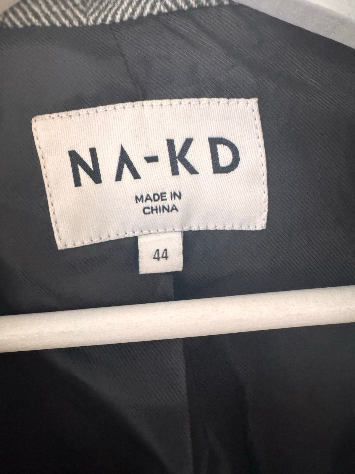NA-KD Grijs Jasje/Blazer Maat 44, Ophalen, Maat 46/48 (XL) of groter, Zo goed als nieuw, Jasje