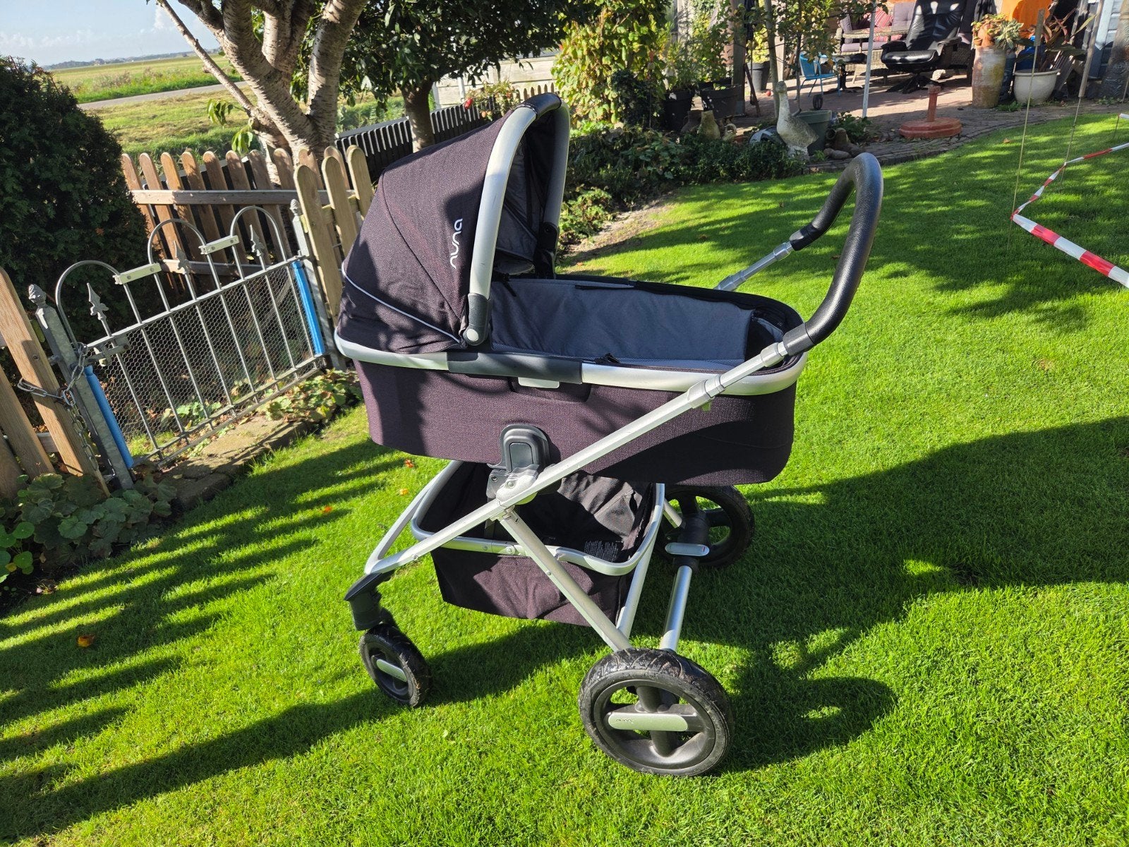 Nuvo combi kinderwagen., Ophalen, Zo goed als nieuw, Overige merken