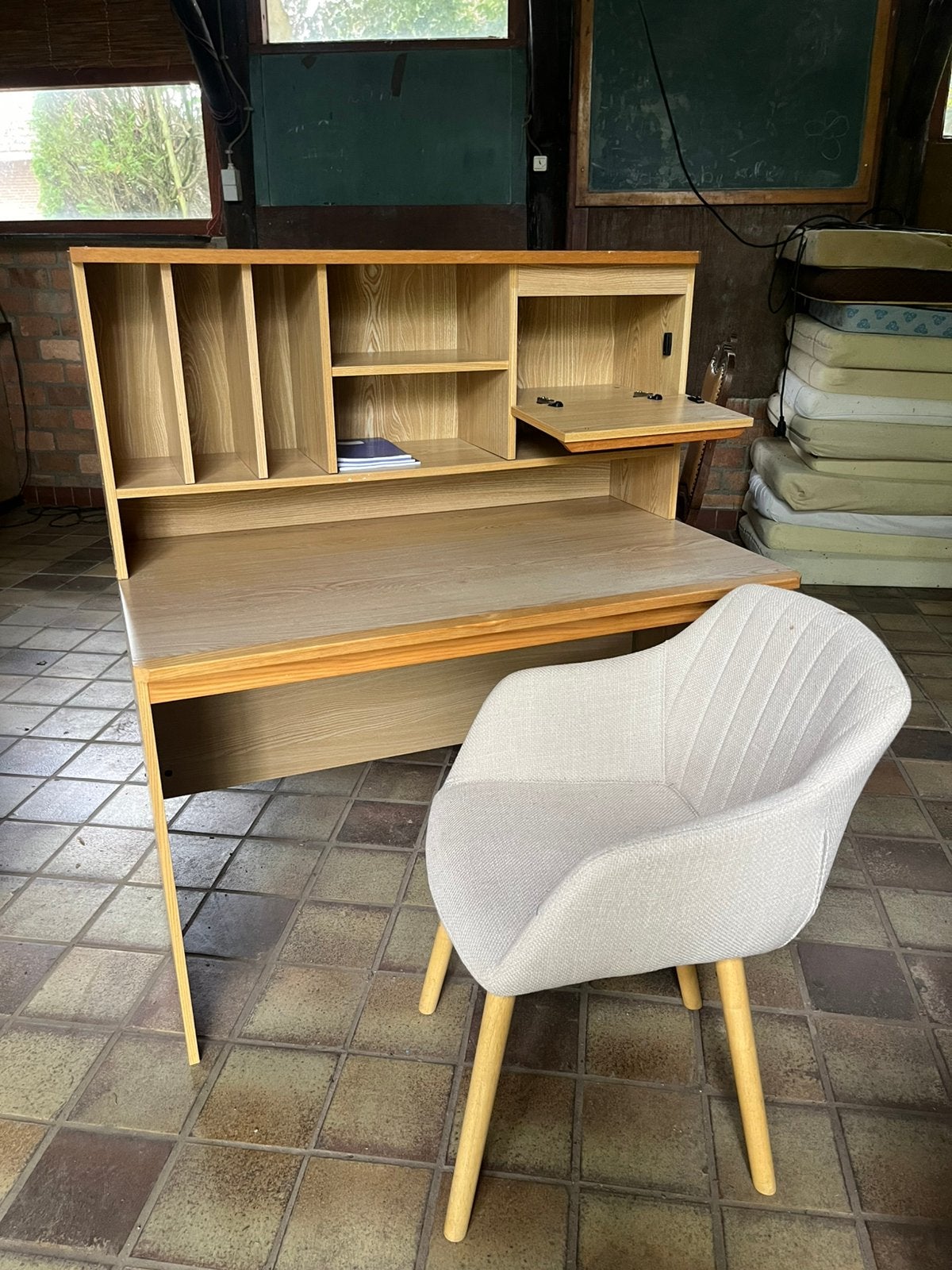 Buro met stoel, Ophalen, Gebruikt, Eenvoudig