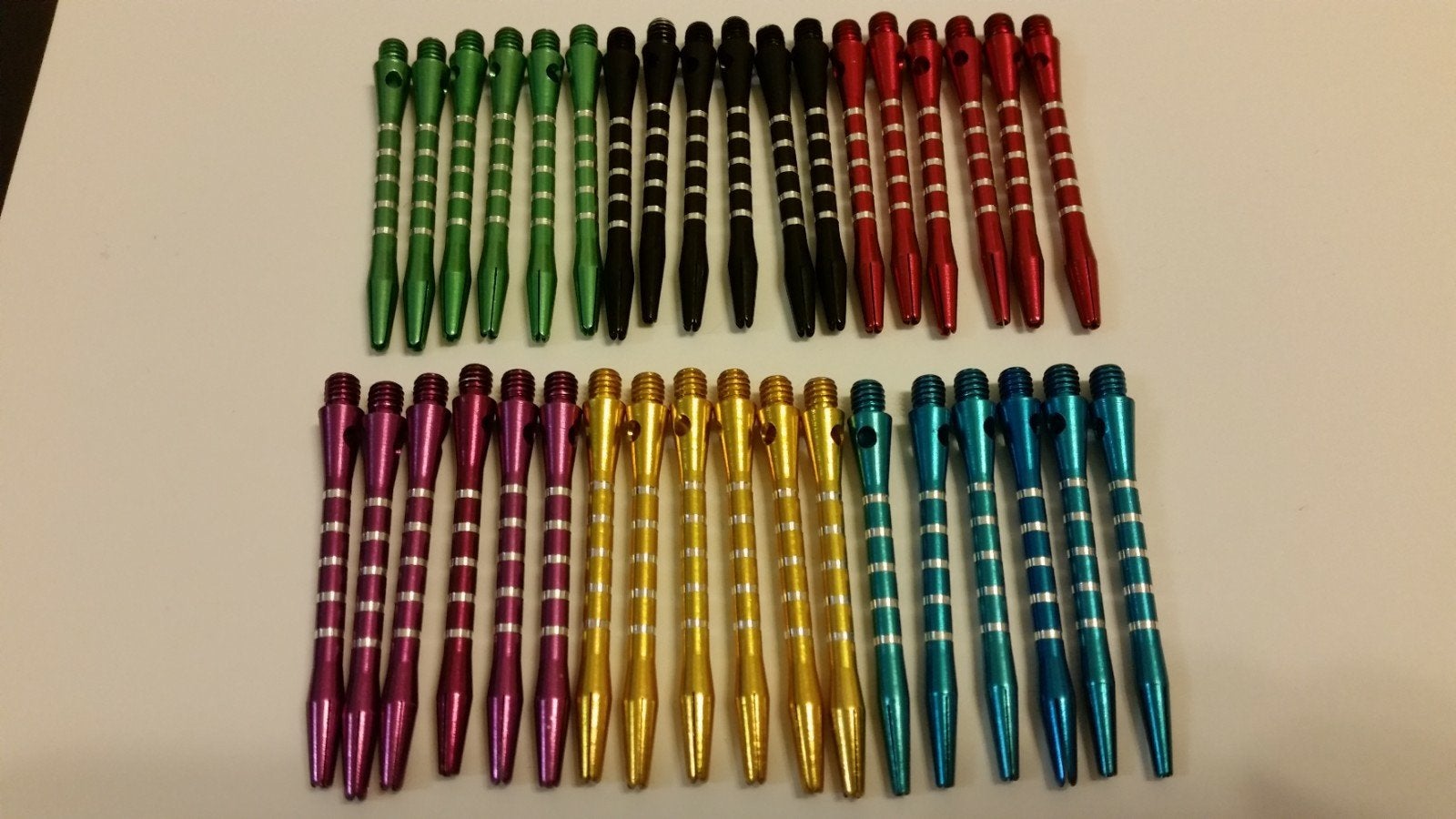 Te koop schitterende aluminium dart shafts per setje van 3st, Ophalen of Verzenden, Nieuw, Pijlen