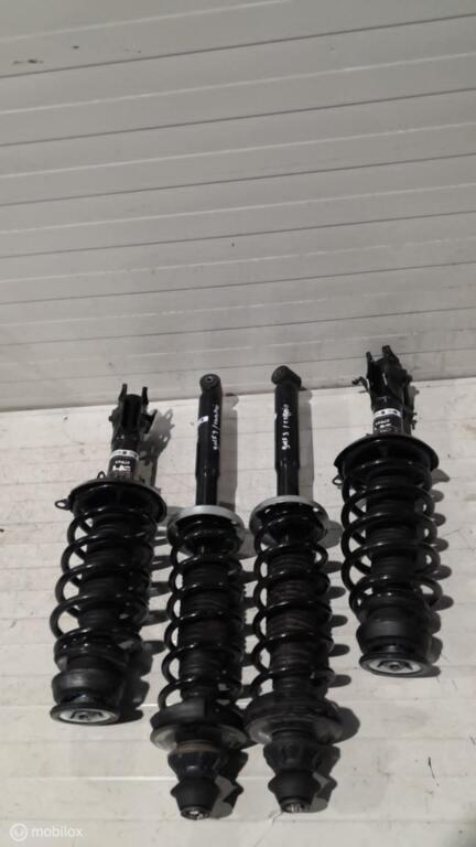 Schokdemper set Volkswagen Golf 3, Gebruikt, Ophalen of Verzenden
