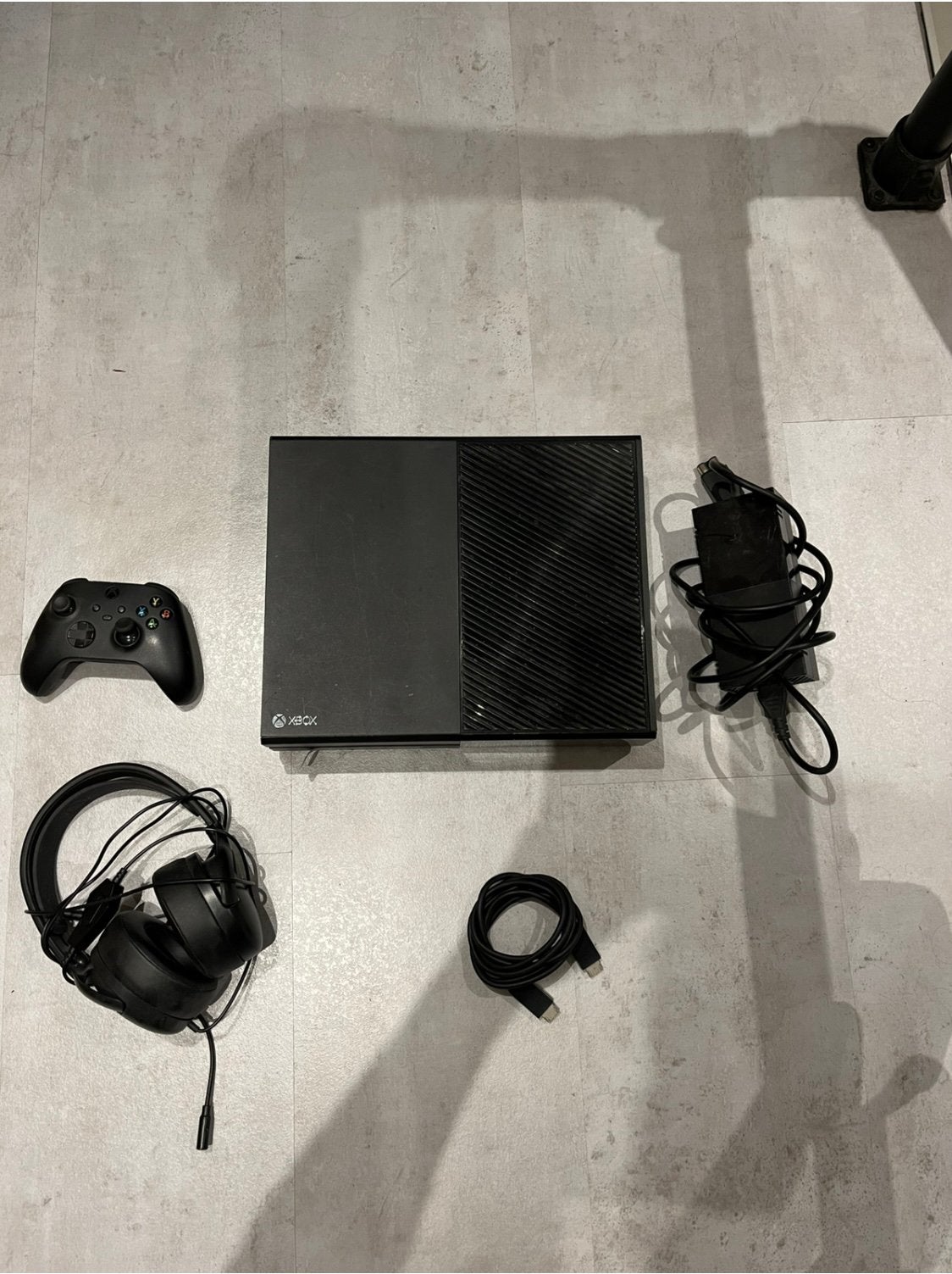 Xbox One Spelcomputer, Spelcomputers en Games, Ophalen, Xbox One, Zo goed als nieuw, Met 1 controller