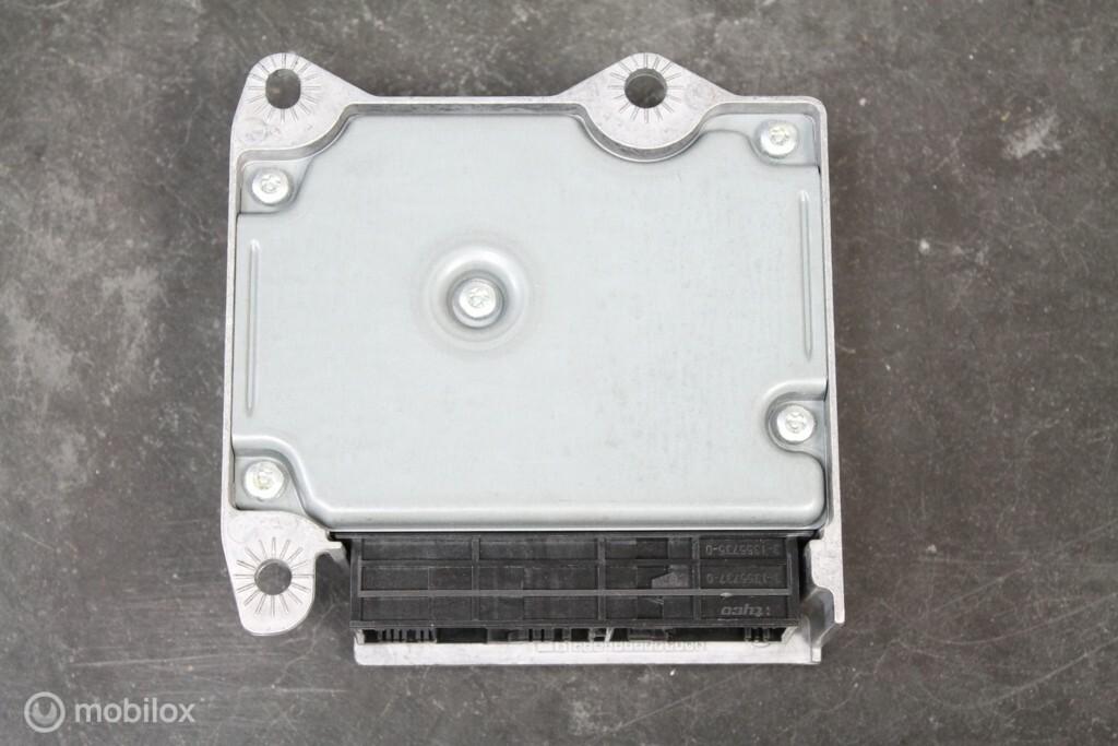 Airbag module Ford Ka (2016), Gebruikt, Ophalen of Verzenden