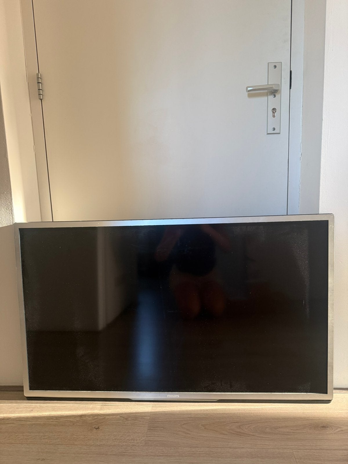 Philips tv 47 inch full HD, Ophalen, Philips, 50 Hz, Zo goed als nieuw