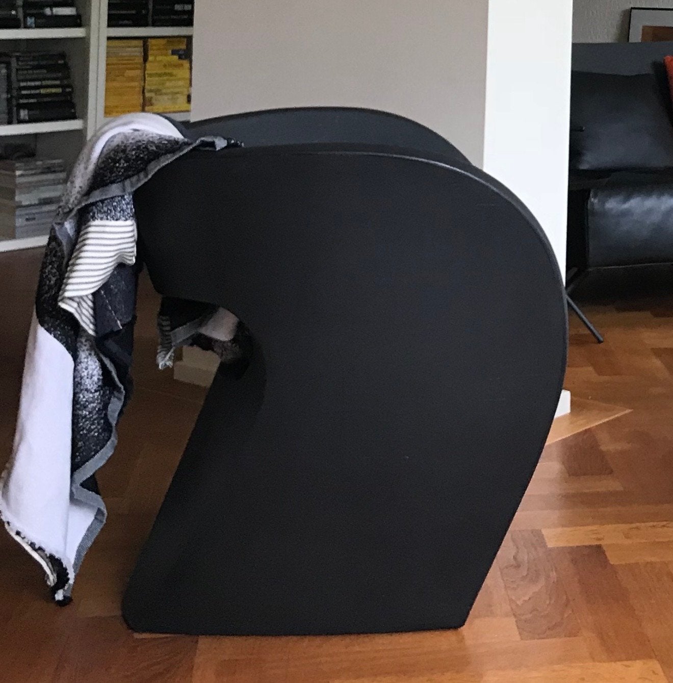 Moroso; Little Albert fauteuil ,Zwart, Ophalen, Kunststof, Minder dan 75 cm, Design
