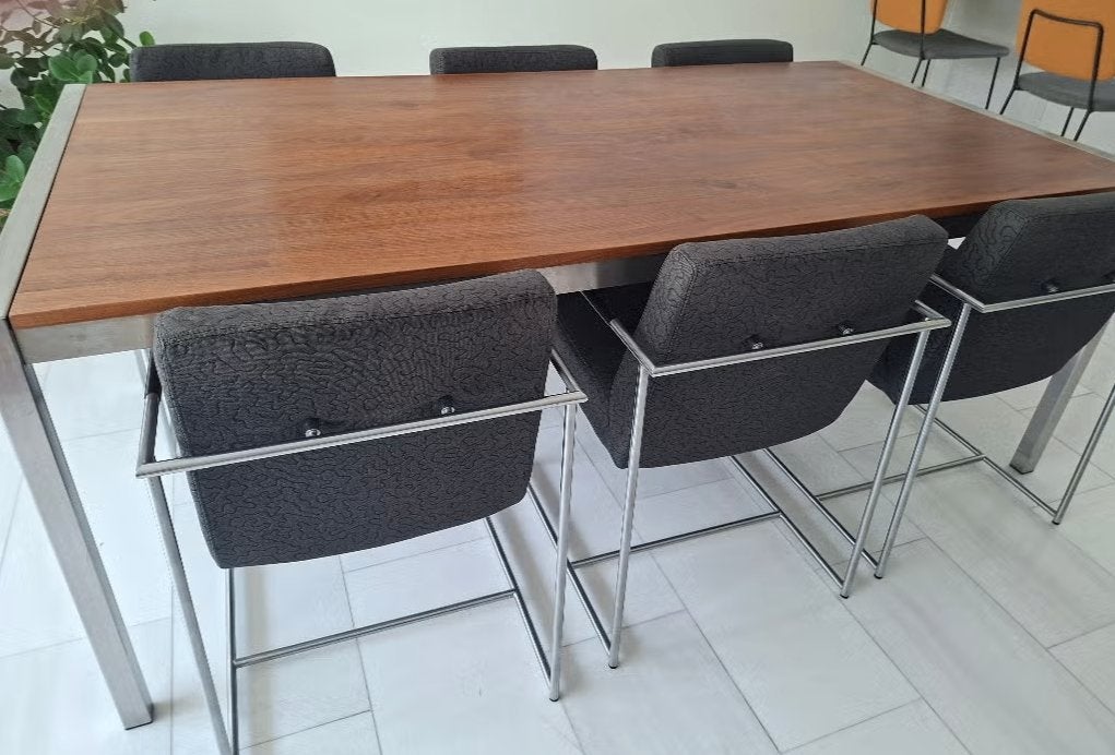 Bert Plantagie eetkamertafel notenhout, Huis en Inrichting, Tafels | Eettafels, Ophalen, Gebruikt, 100 tot 150 cm, 200 cm of meer