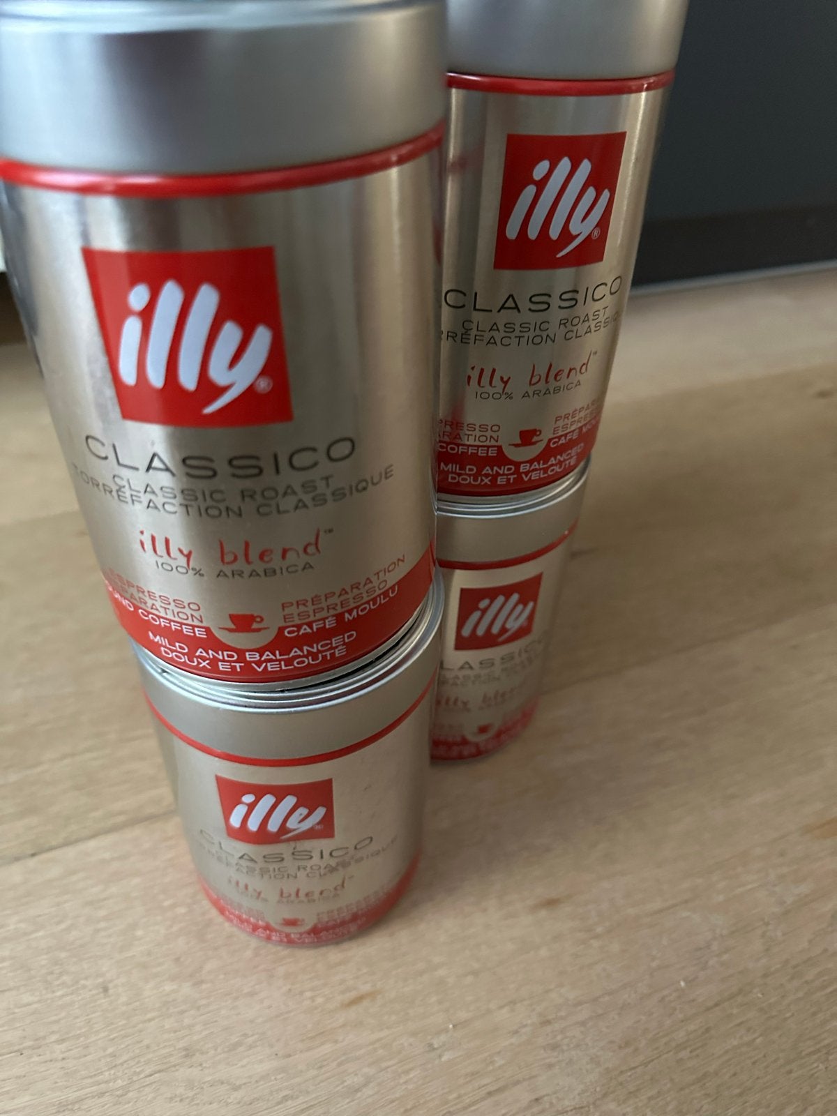 6 blikken Illy gemalen espresso koffie rood, Ophalen, Nieuw