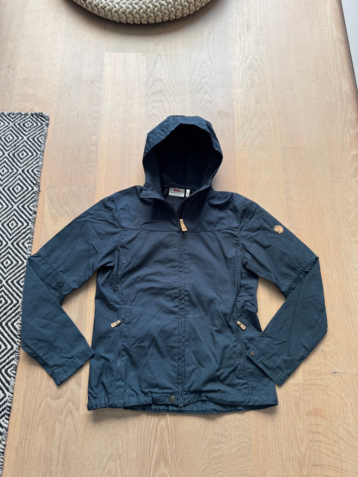 Prachtige Fjallraven stina jacket  maat m Kleur blauw g1000, Ophalen of Verzenden, Zo goed als nieuw, Maat 38/40 (M), Blauw