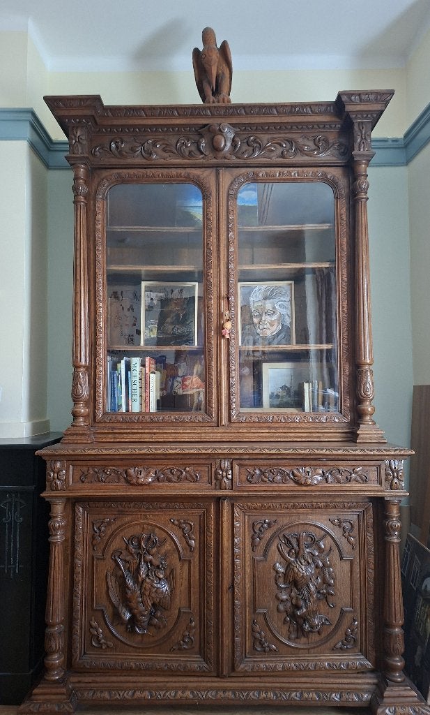 Fraai gebeeldhouwde boekenkast, Antiek en Kunst, Ophalen
