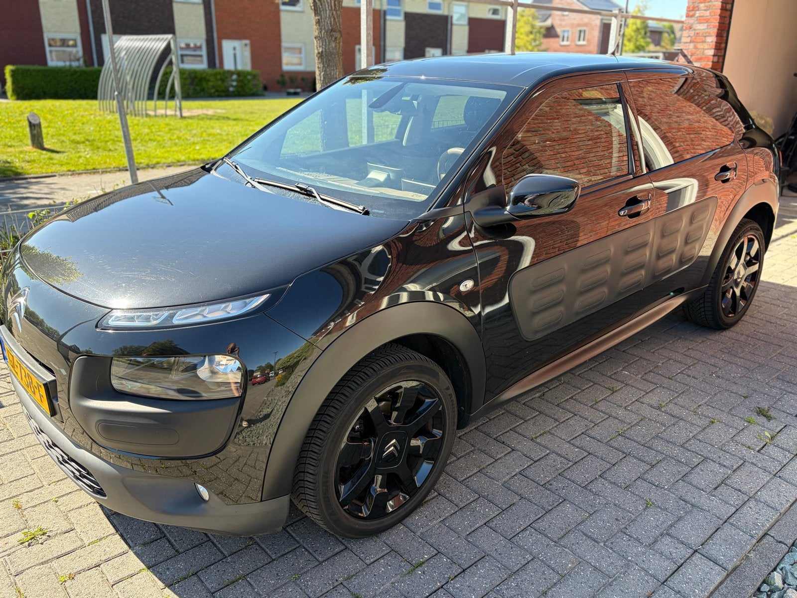 Citroën C4 Cactus 1.2 E-thp 110 2015 Zwart, Auto's, Citroën, Particulier, C4 Cactus, Achteruitrijcamera, Airbags, Airconditioning
