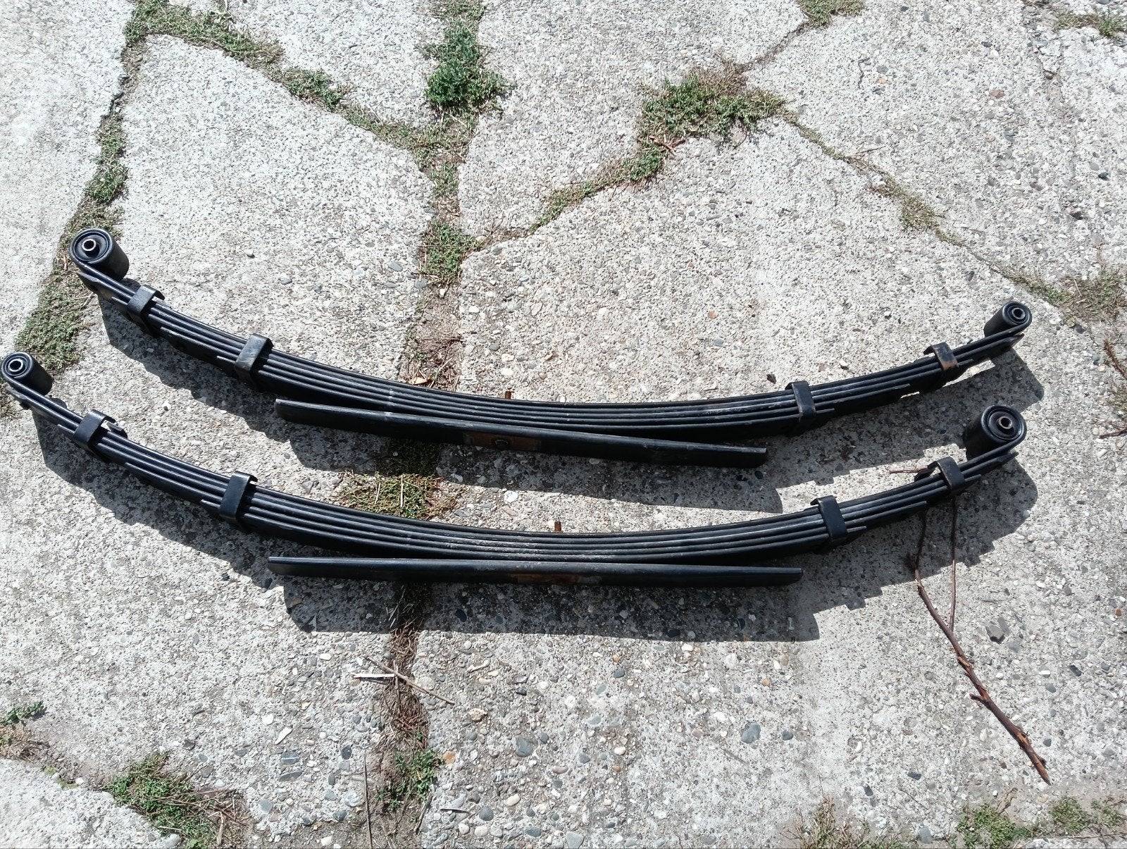 zgan bladveren achter jeep wagoneer, Ophalen, Gebruikt, Jeep