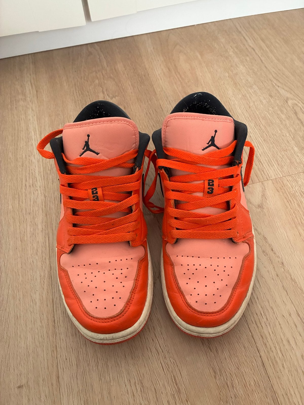 Air Jordan 1 Low Orange Black, Oranje, Ophalen of Verzenden, Sneakers of Gympen, Gedragen
