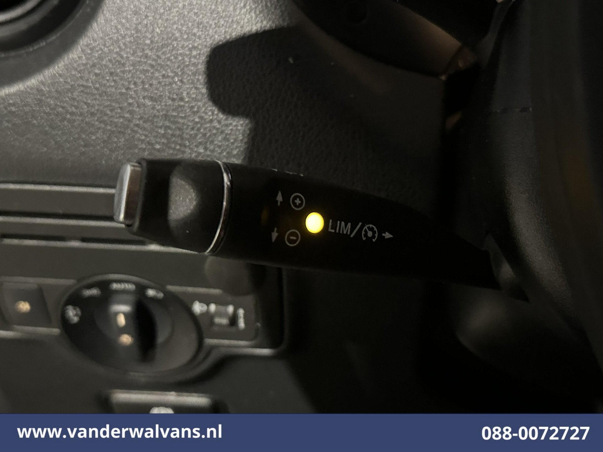 Mercedes-Benz Vito 111 CDI L2H1 Euro6 Airco | Camera | Cruis, Voorwielaandrijving, Stof, 4 cilinders, 2000 kg