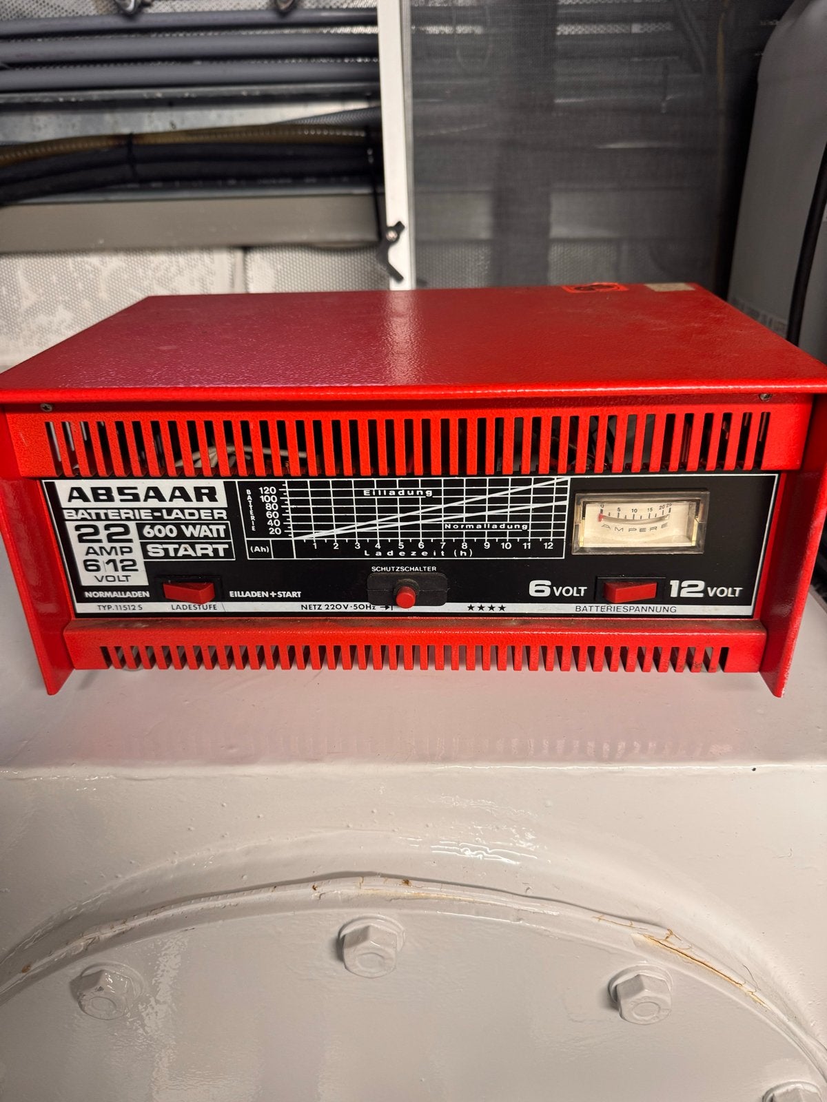 ABSAAR 20A 600W Acculader 6/12V met Starthulp, Gebruikt, Universele onderdelen