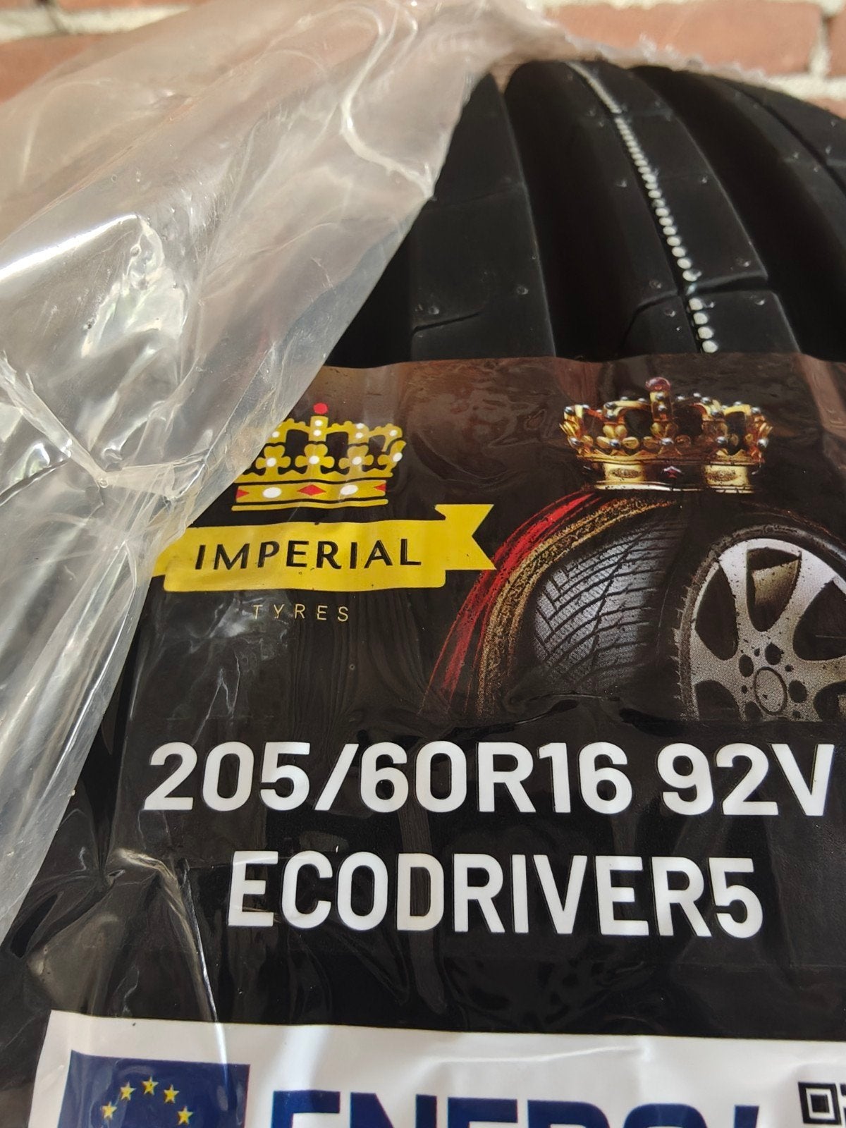 Nieuwe autoband 205/60 R16 92V, Ophalen, Nieuw, Zomerbanden, Band(en)