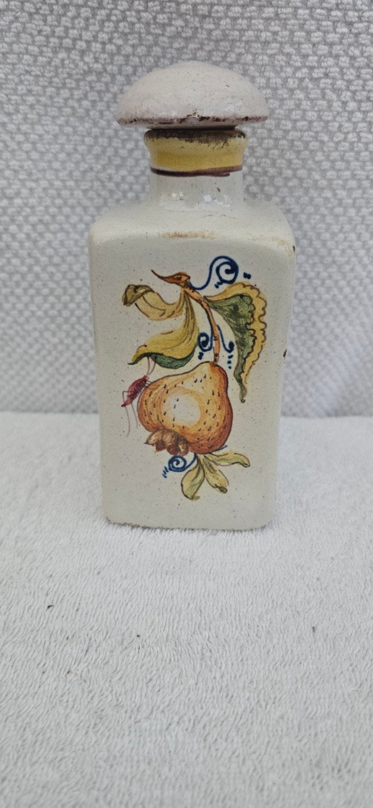 Antieke aardewerken fles met fruitdecoratie, Ophalen of Verzenden