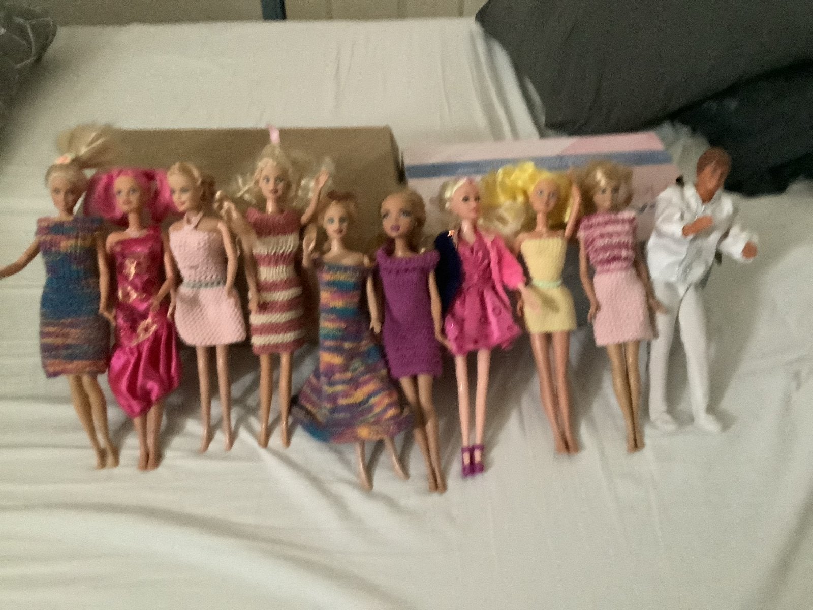 Grote collectie Barbiepoppen met handgemaakte kleding, Verzamelen, Ophalen of Verzenden, Gebruikt, Fashion Doll