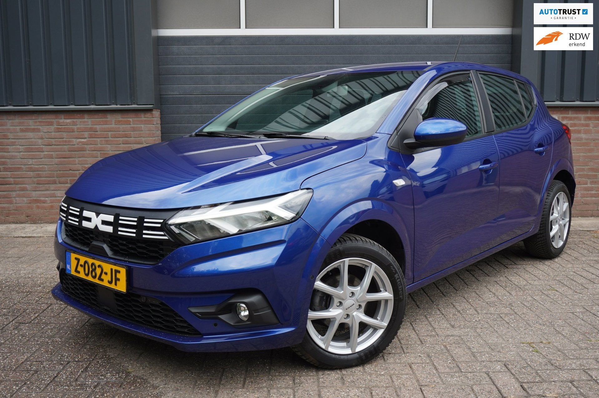 Dacia Sandero 1.0 TCe 90PK Essential 12mnd garantie / Naviga, Auto's, Voorwielaandrijving, Stof, Blauw, Bedrijf
