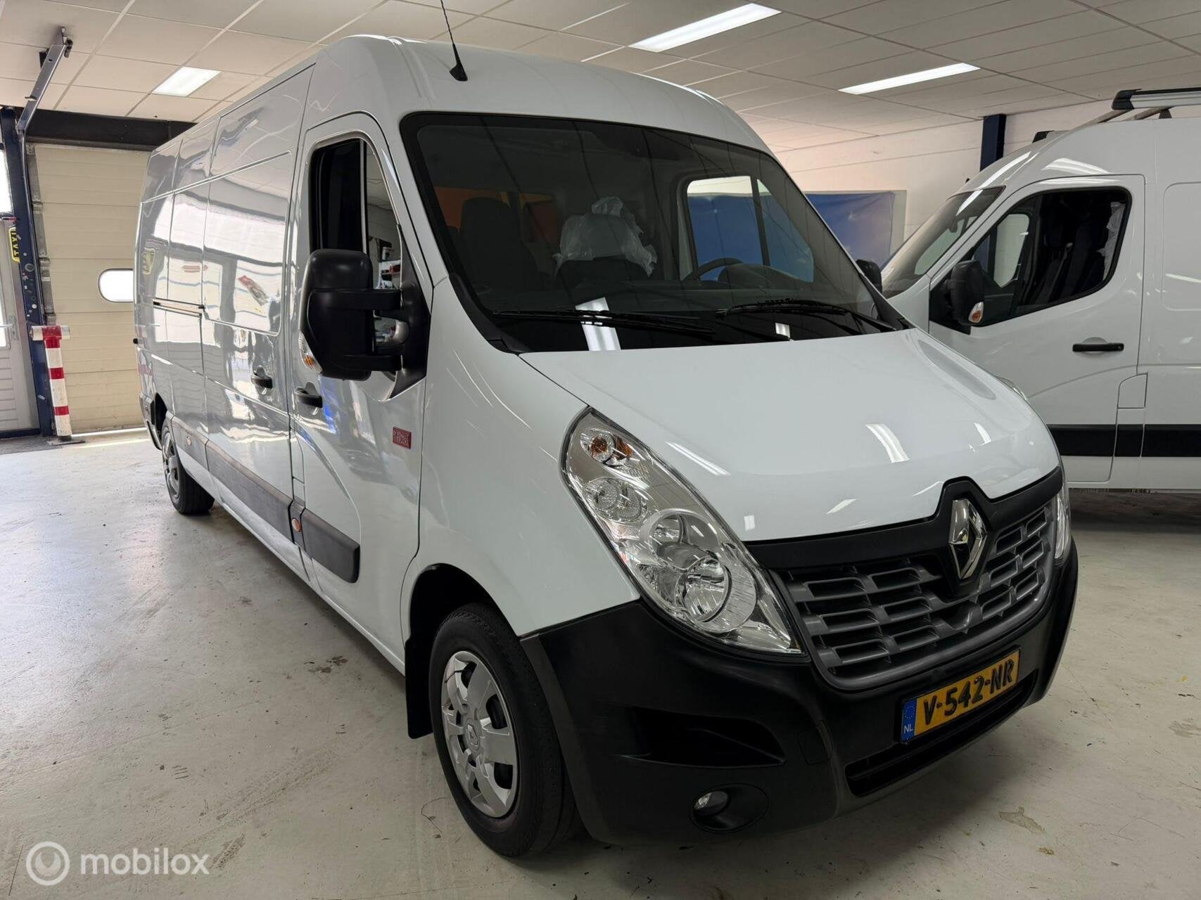 Renault Master T35 2.3 dCi L3H2 Airco Cruise, Gebruikt, Euro 6, 4 cilinders, Renault