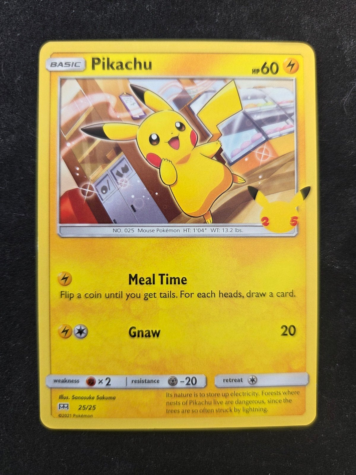 Pikachu 25 / 25  non holo - Celebrations - MCD - McDonald's, Hobby en Vrije tijd, Verzamelkaartspellen | Pokémon, Ophalen of Verzenden