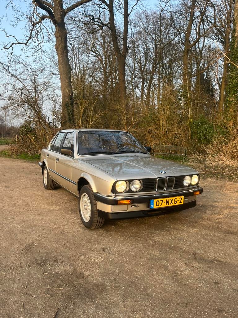 BMW 3-Serie 1.8 I 318 K6 1986 Beige, Auto's, Achterwielaandrijving, 4 cilinders, 100 pk, Beige