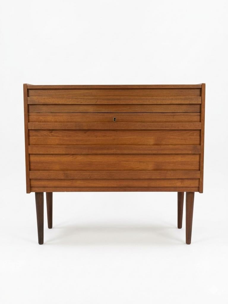 Deense ladenkast, kaptafel, Ophalen, 50 tot 100 cm, 3 of 4 laden, Minder dan 100 cm