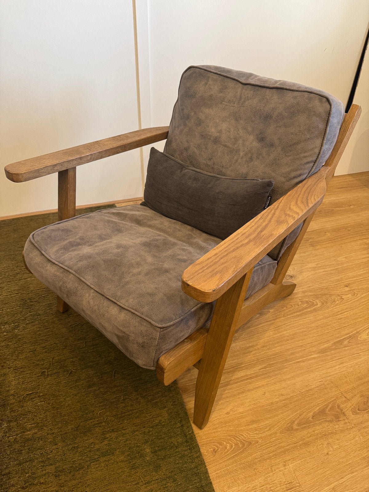 Houten stoel /  fauteuil, Huis en Inrichting, Ophalen, Zo goed als nieuw, 75 tot 100 cm, Hout