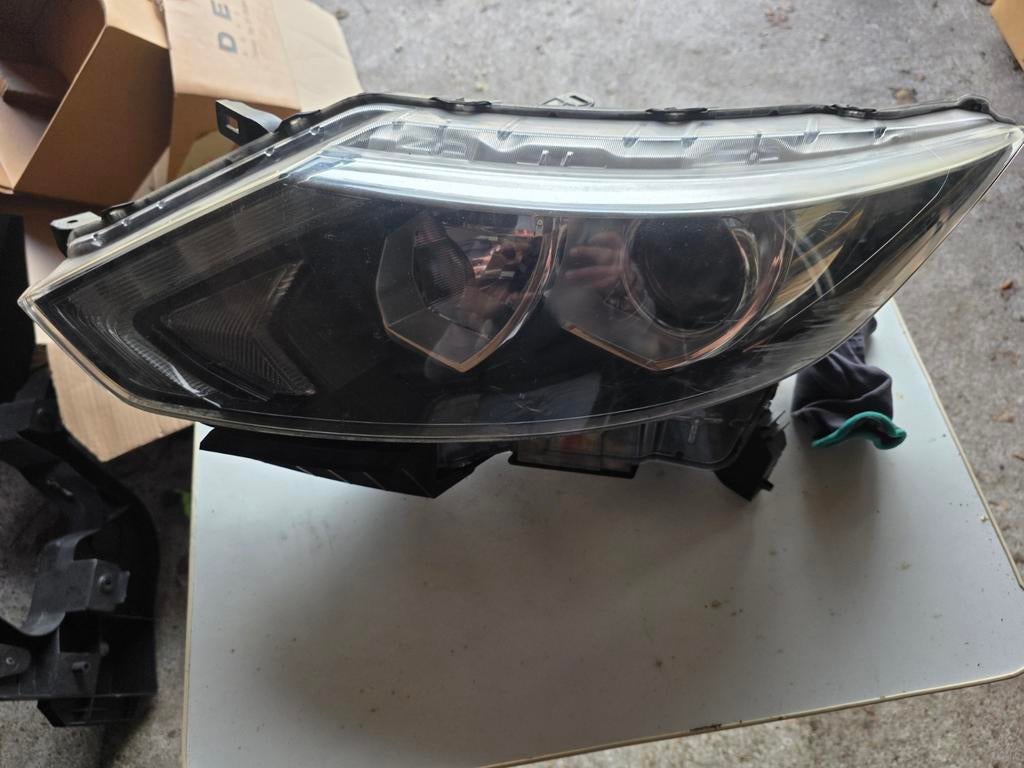 Nissan Qashqai II (J11) Koplamp Links, Ophalen of Verzenden, Gebruikt, Nissan