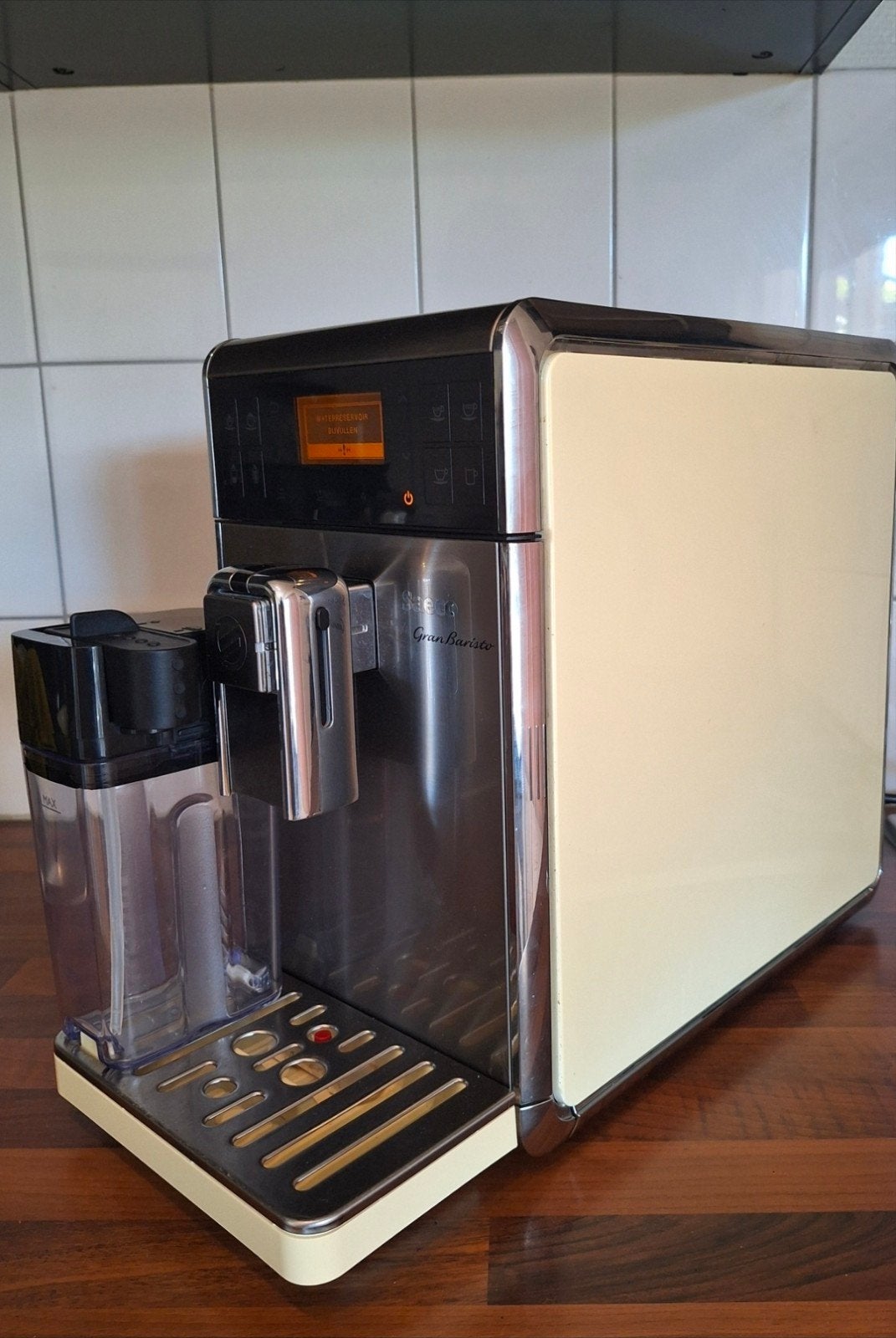 Saeco GranBaristo volautomatische espressomachine, Ophalen, Afneembaar waterreservoir, Gebruikt, Espresso apparaat