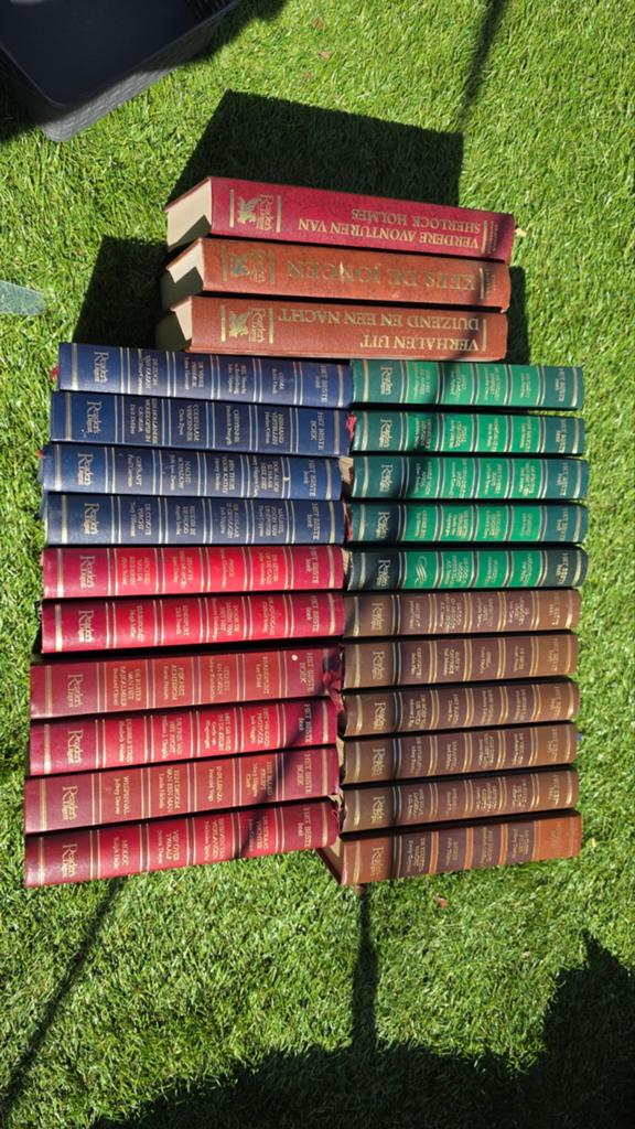 24 delige Readers Digest, goede staat, Ophalen, Gelezen