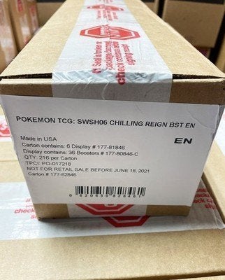 Pokémon Chilling Reign Booster Box Case, Ophalen, Nieuw, Boosterbox