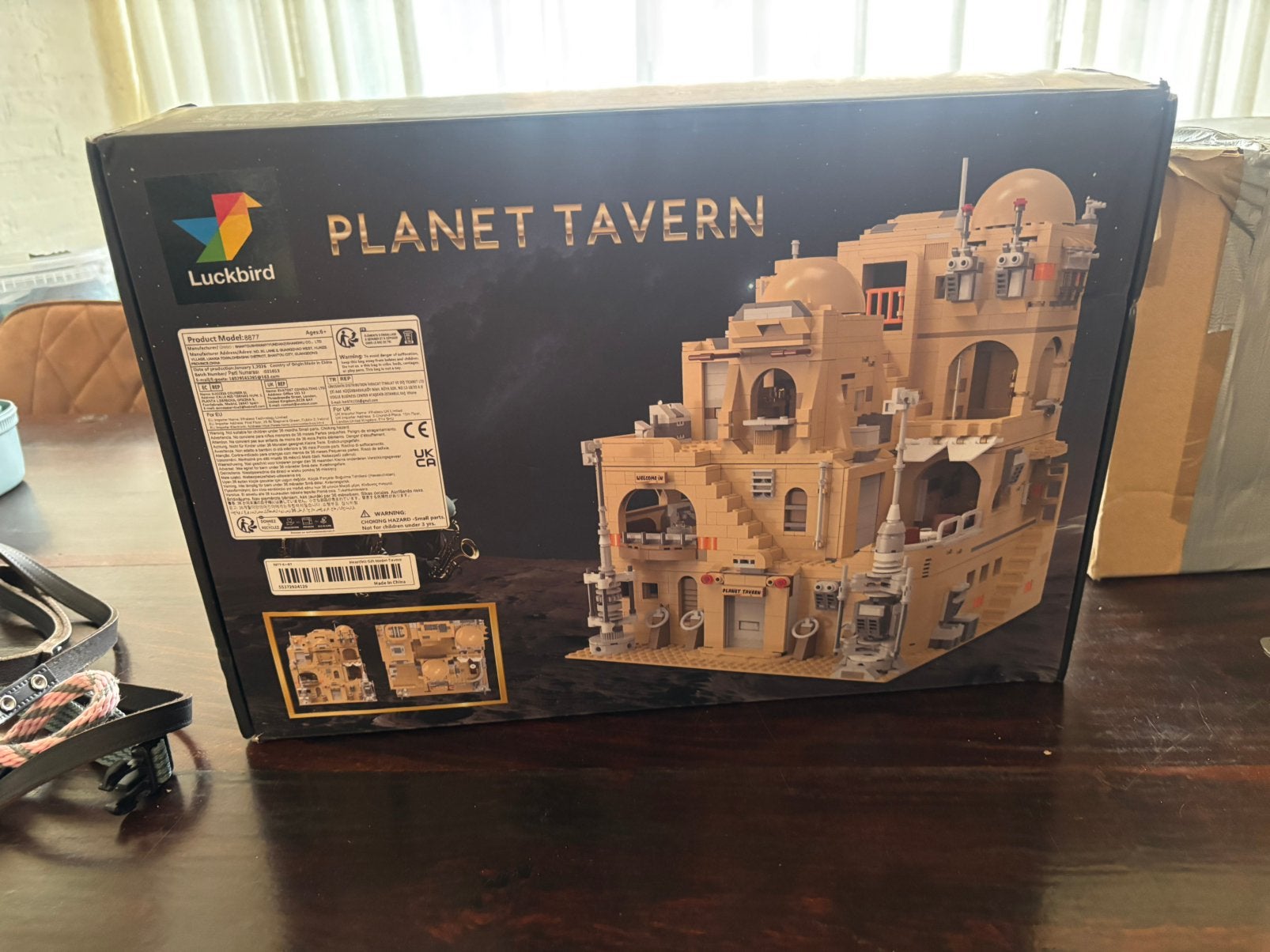 Luckbird planet tavern, Ophalen of Verzenden, Zo goed als nieuw