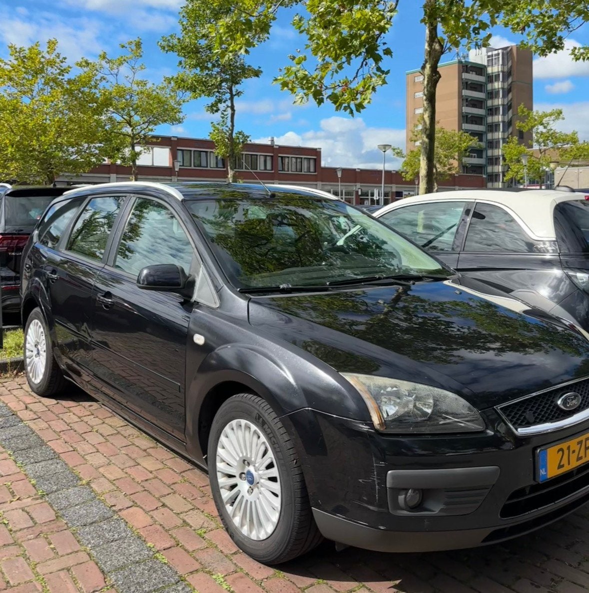 Foto 3 van Ford Focus 1.8 Ghia. (Full Option) Wagon