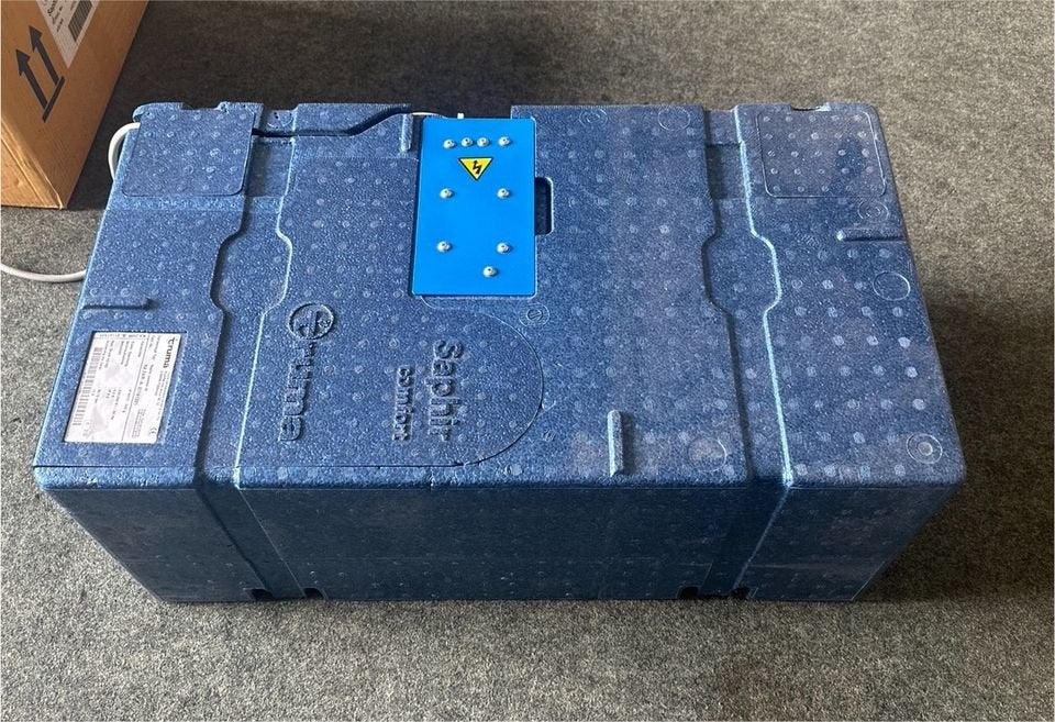 Truma Saphir Comfort IR onderbouw airco compleet met kabels, Ophalen of Verzenden, Zo goed als nieuw